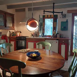 Maison d'hôtes Au Bon Endroit, Genebrieres